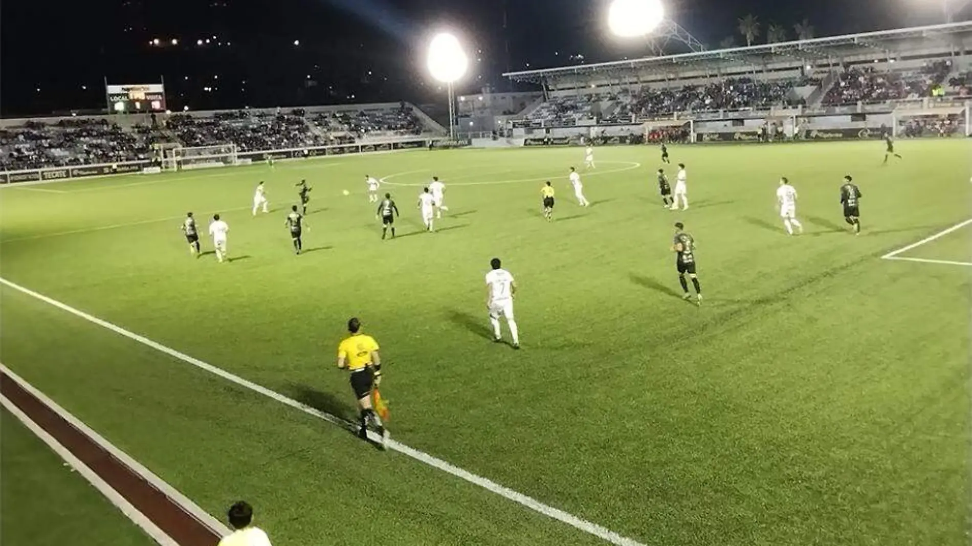 Atletioco La Paz derrota tepatitlan